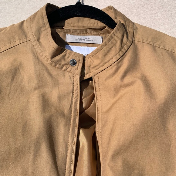 Blue Color is SOLD 
Goodfellow & Co Men's Blue and Tan Lightweight Jacket - Picture 5 of 9